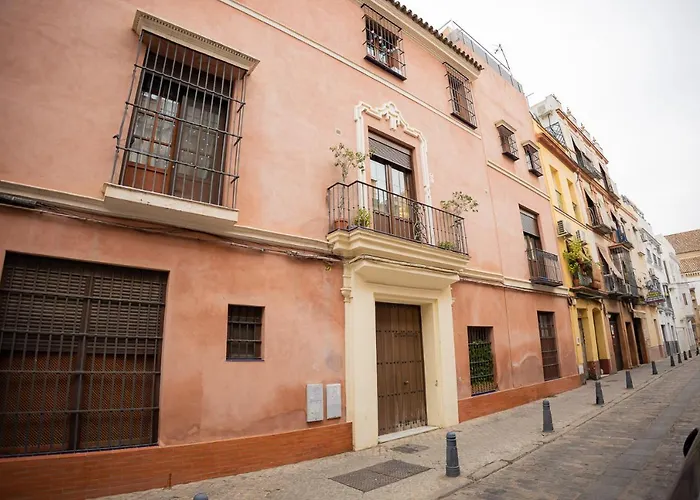 Malaver إشبيلية